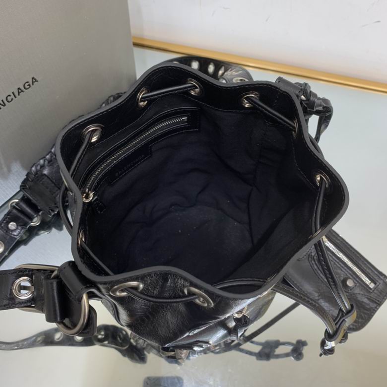 BLGA-Bags - Strap Story - 040