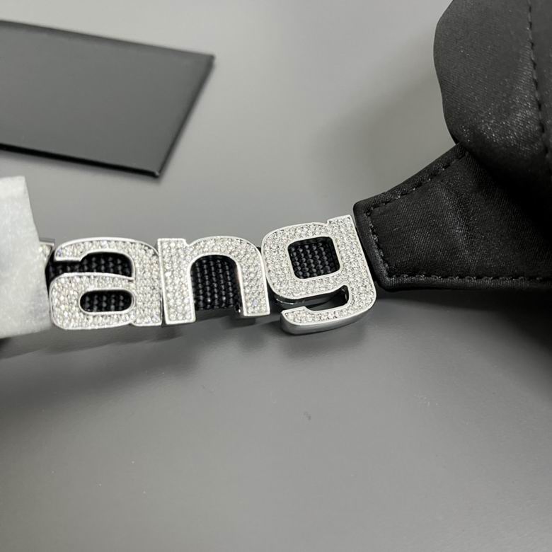 AXWG-Bag - Strap Story - 009