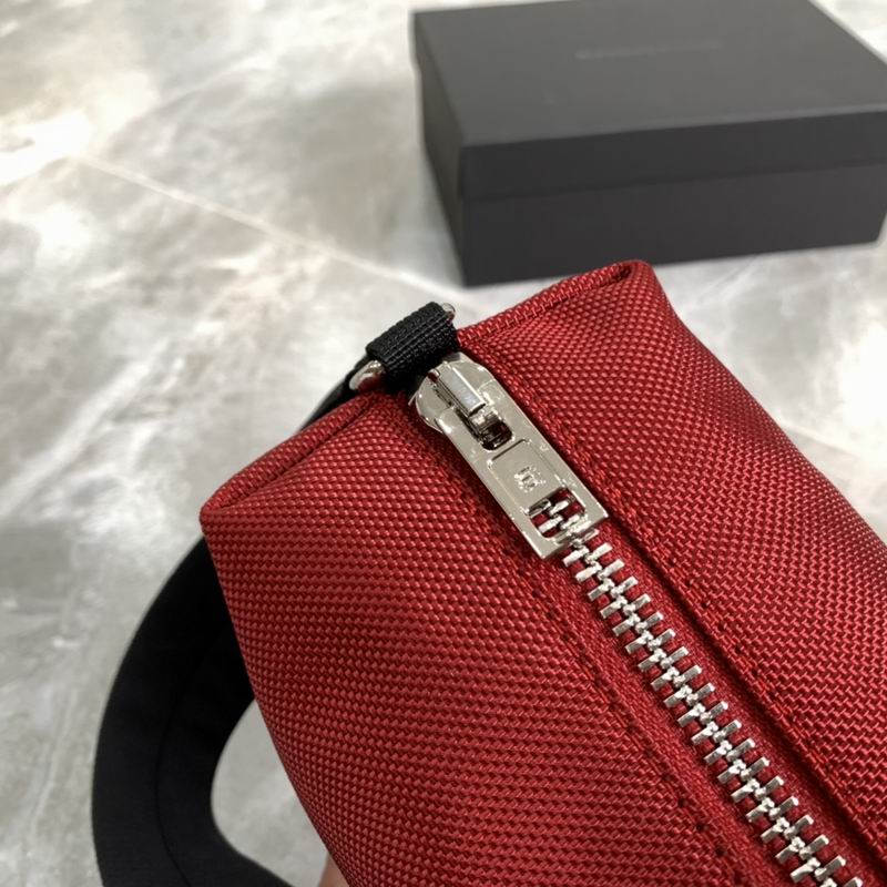 AXWG-Bag - Strap Story - 005