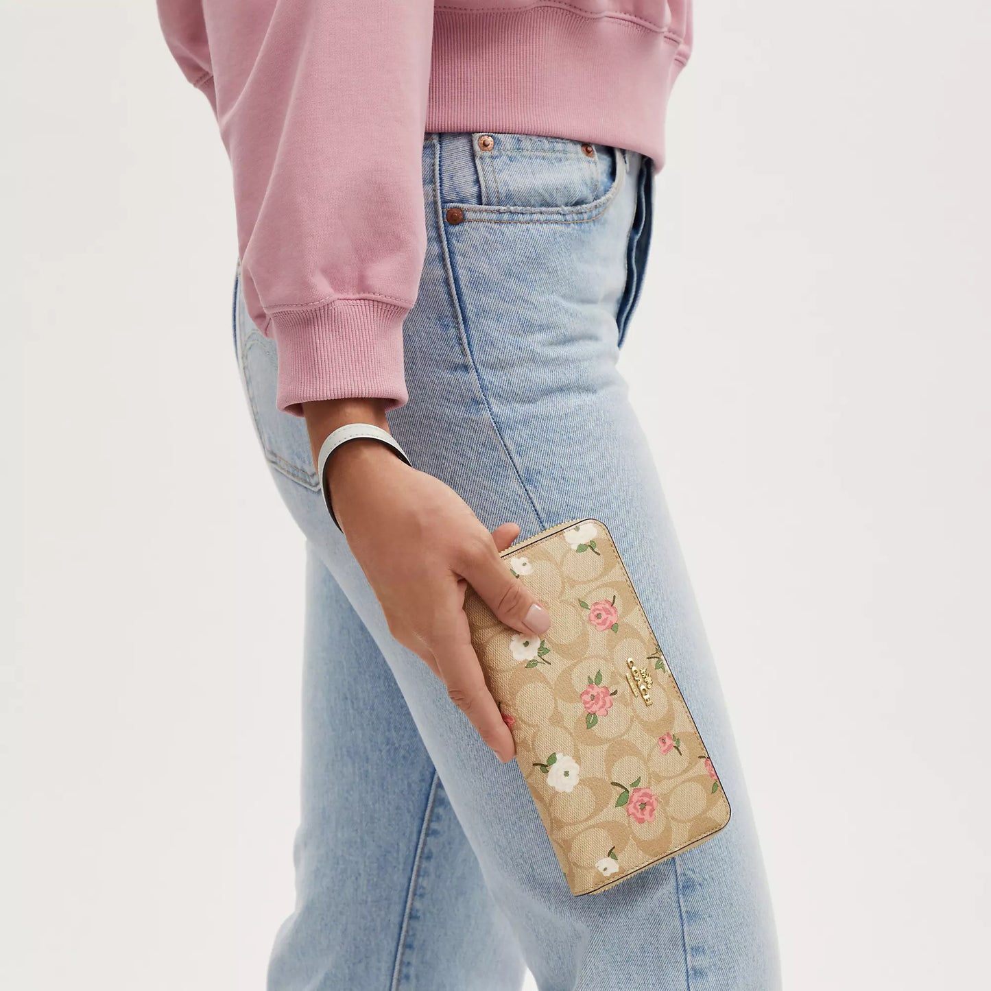 StrapStory - Wristlet 147