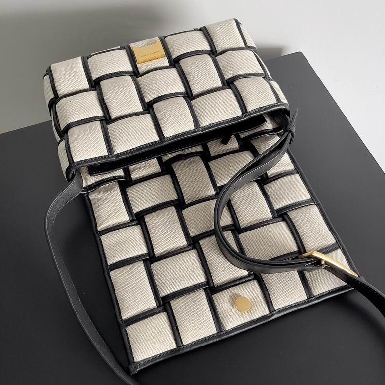 BTVA-Bags - Strap Story - 175