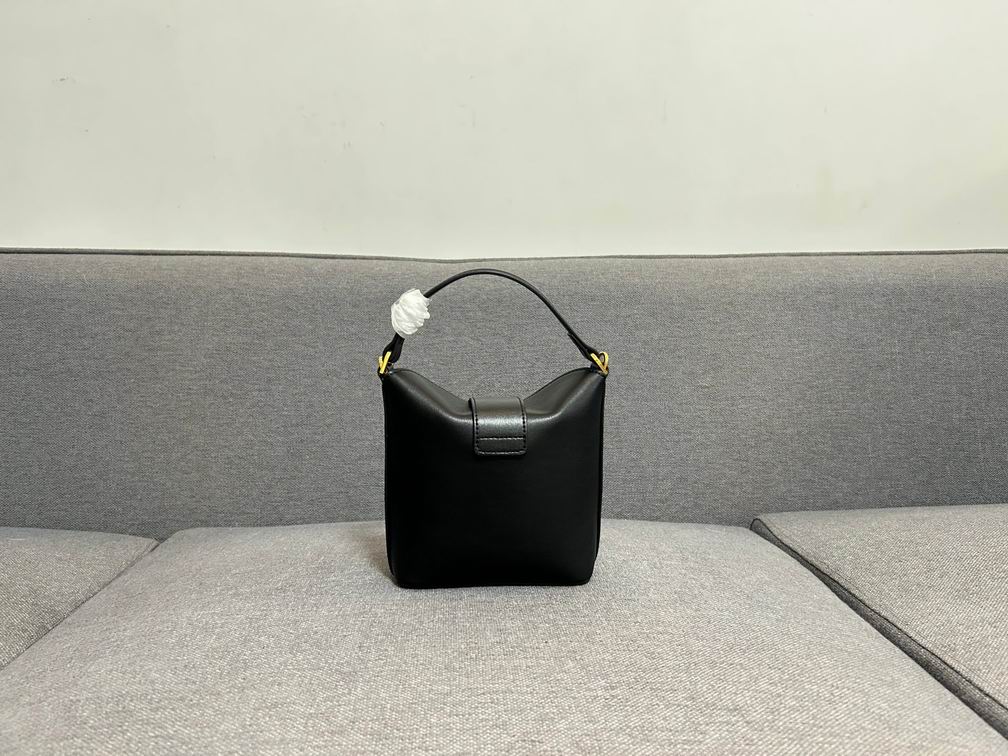 CLNE-Bags - Strap Story - 203