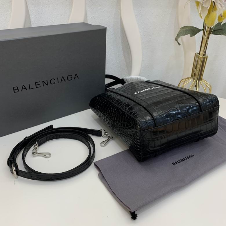 BLGA-Bags - Strap Story - 225
