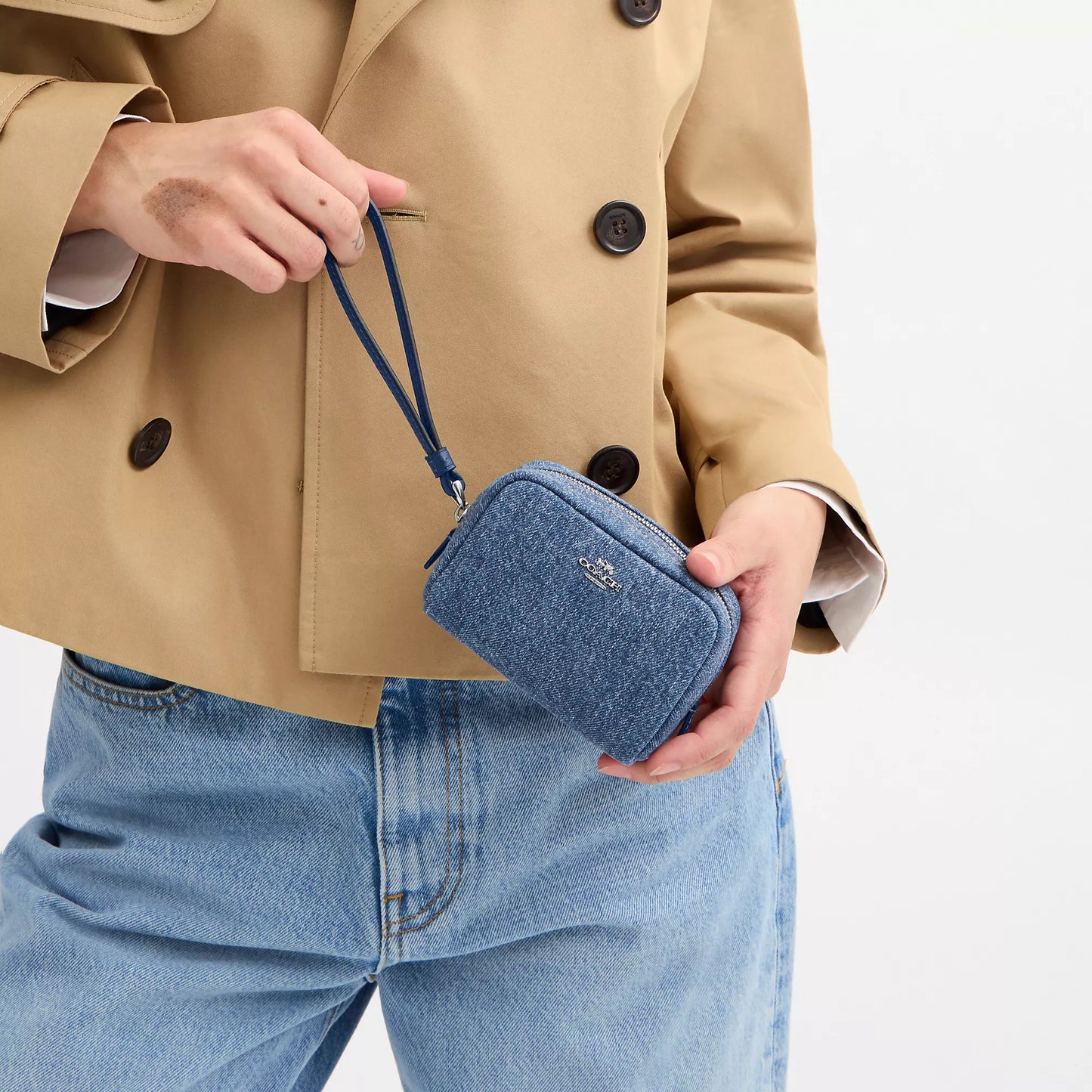 StrapStory - Wristlet 204