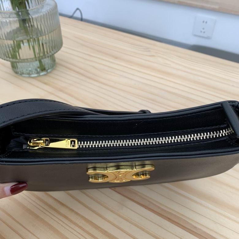 CLNE-Bags - Strap Story - 205