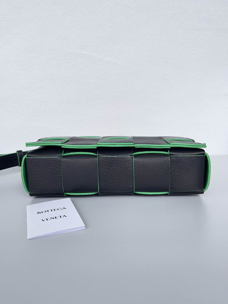 BTVA-Bags - Strap Story - 207