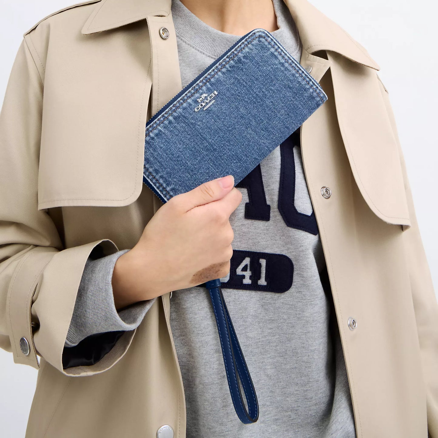 StrapStory - Wristlet 382