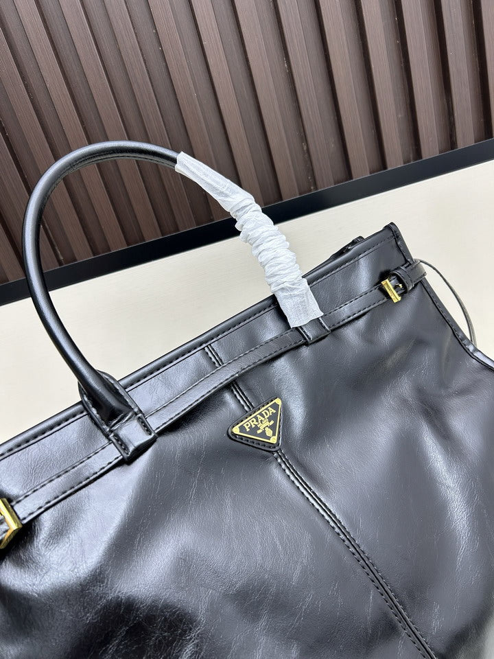 PRD-Bags - Strap Story - 1918