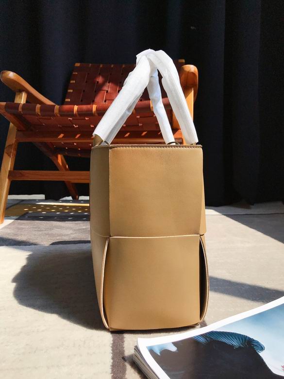 BTVA-Bags - Strap Story - 094