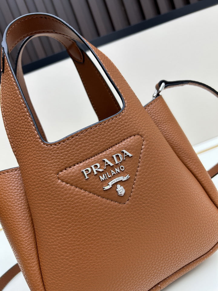PRD-Bags - Strap Story - 1897