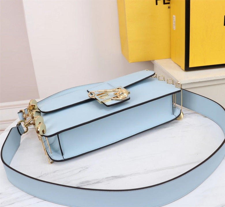 FDNI-Bags - Strap Story - 682