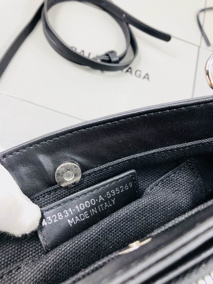 BLGA-Bags - Strap Story - 132