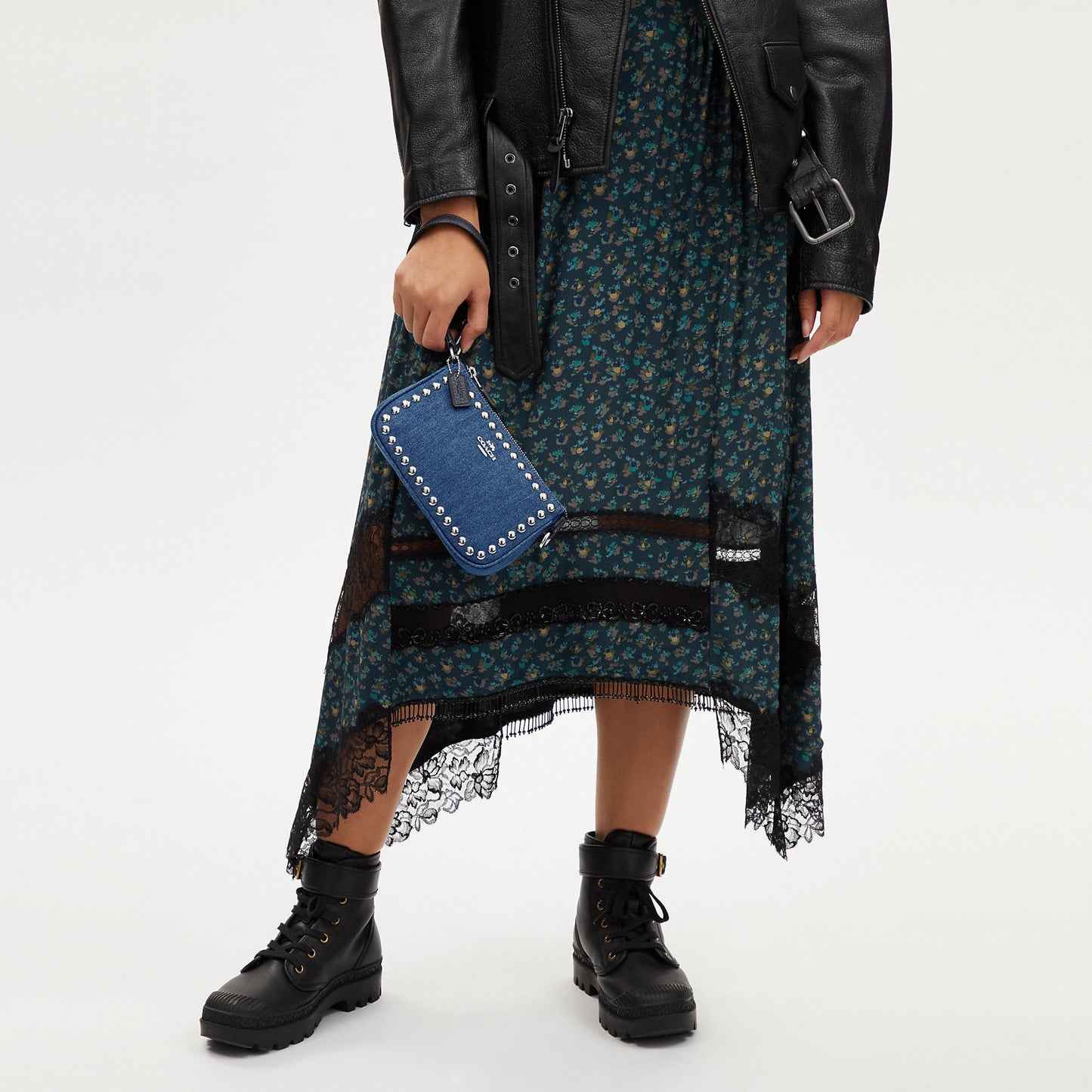 StrapStory - Wristlet 463