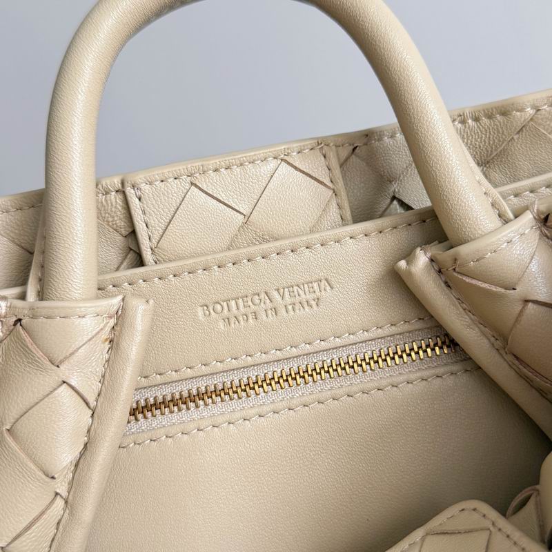 BTVA-Bags - Strap Story - 332