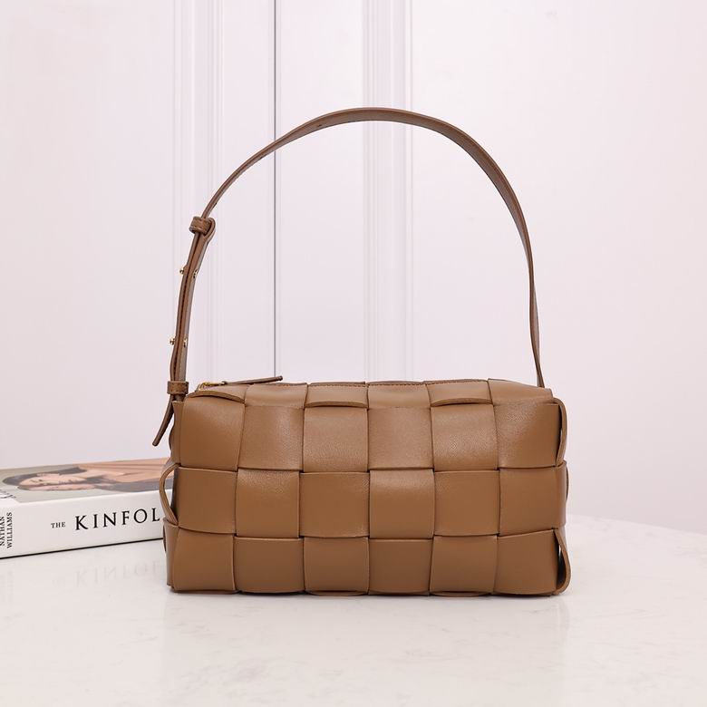 BTVA-Bags - Strap Story - 204
