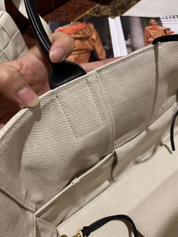 BTVA-Bags - Strap Story - 090