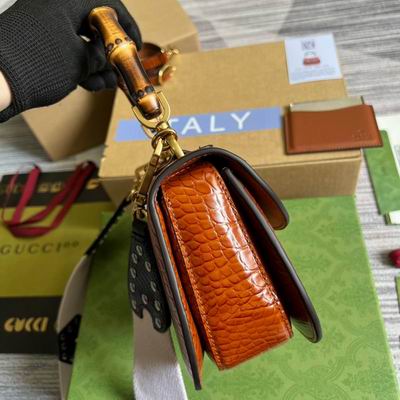 GGCC-Bags - Strap Story - 1056