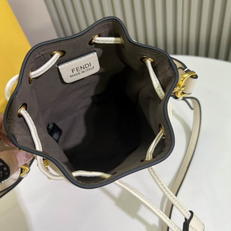 FDNI-Bags - Strap Story - 051