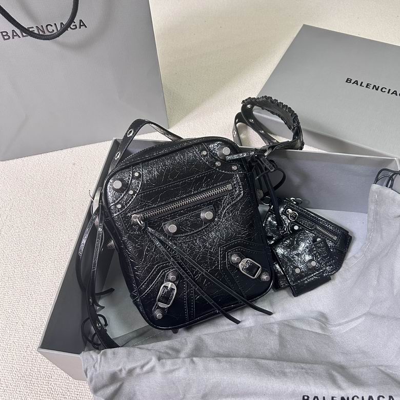 BLGA-Bags - Strap Story - 350