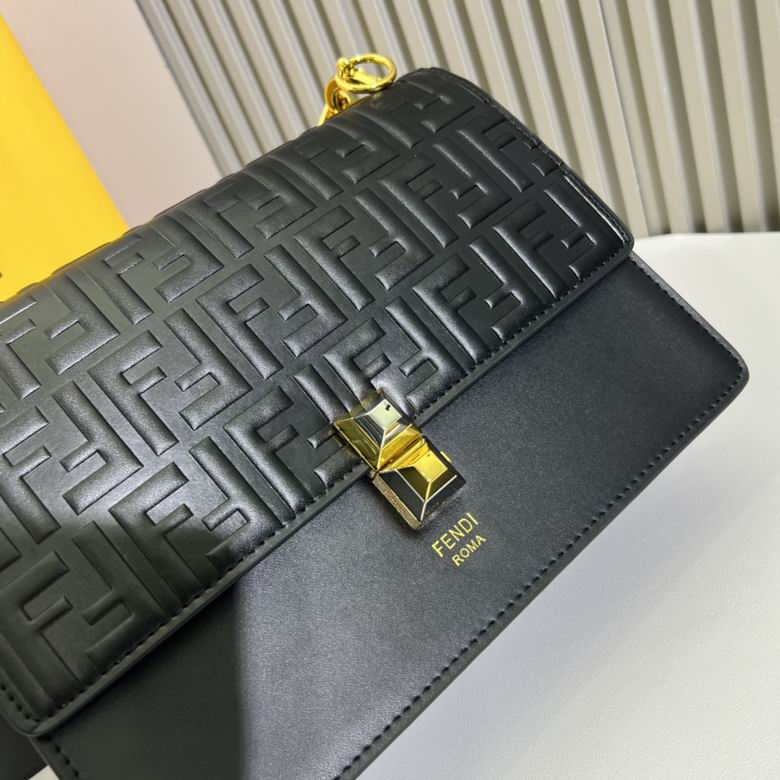 FDNI-Bags - Strap Story - 086