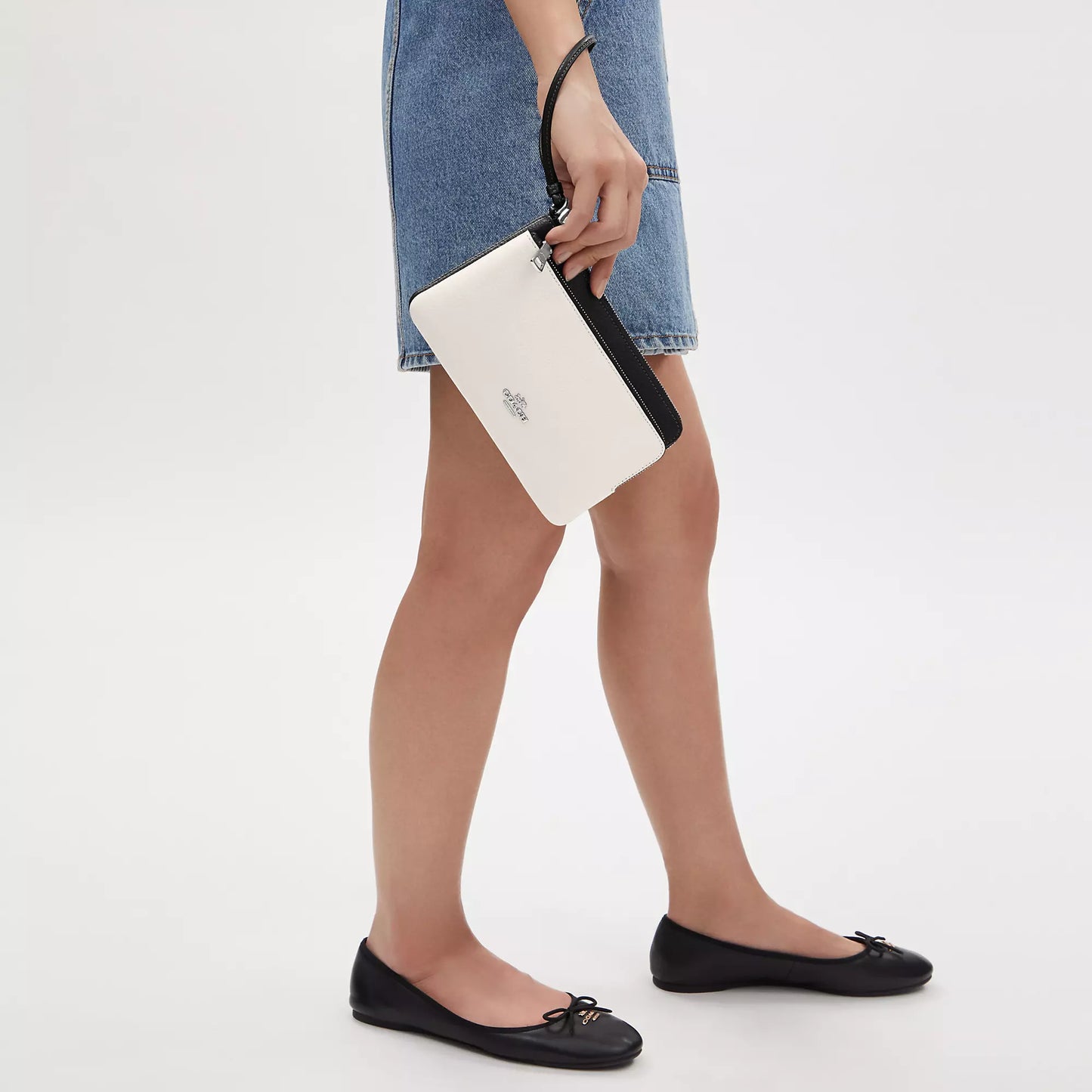StrapStory - Wristlet 088