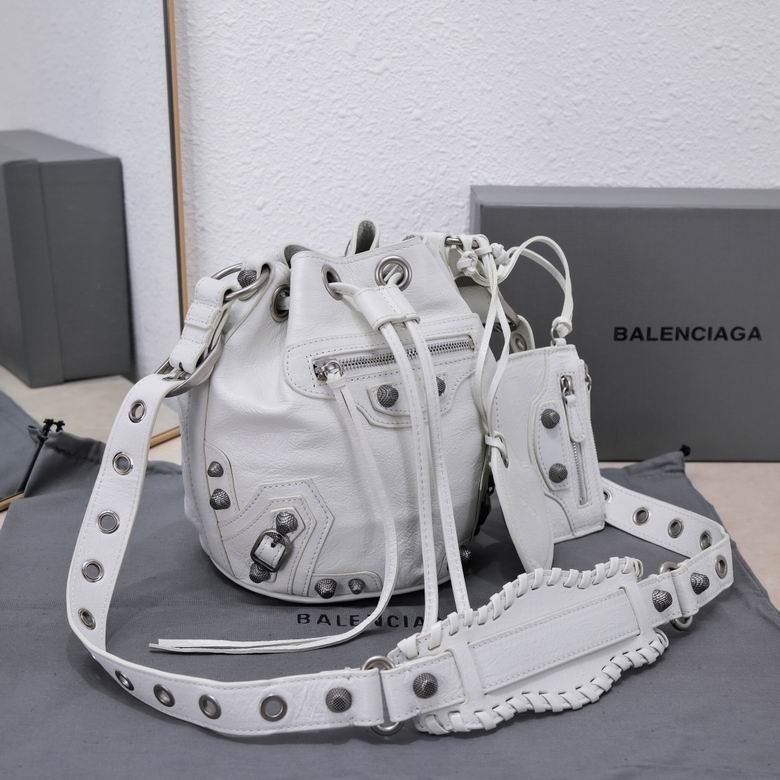 BLGA-Bags - Strap Story - 680
