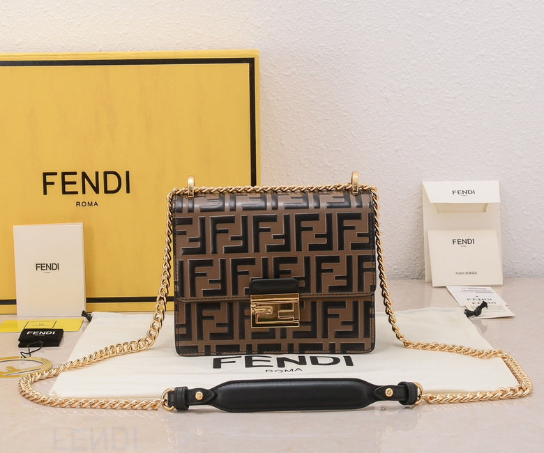 FDNI-Bags - Strap Story - 371
