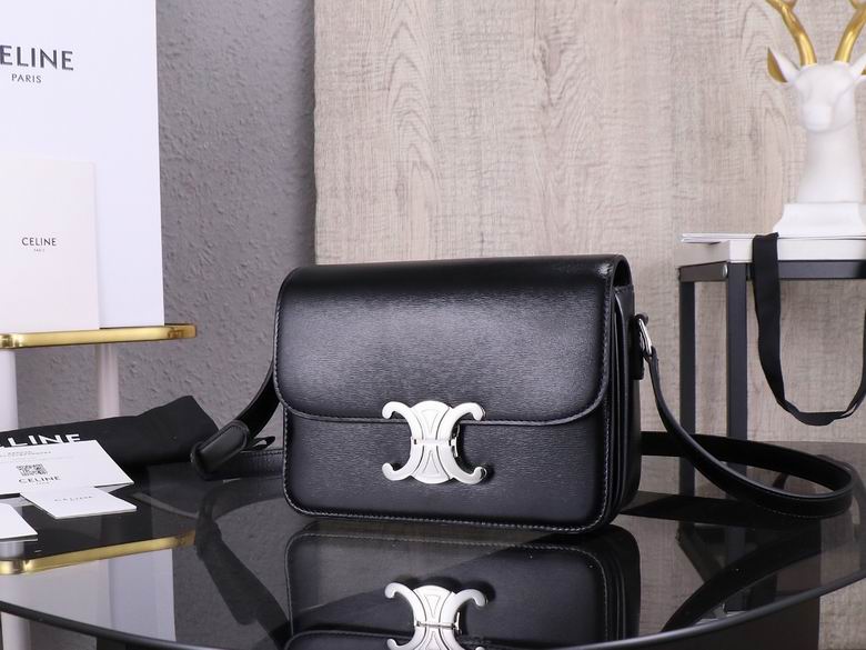 CLNE-Bags - Strap Story - 030