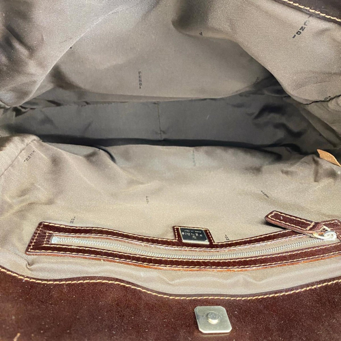 StrapStory - Tote Bag 2387