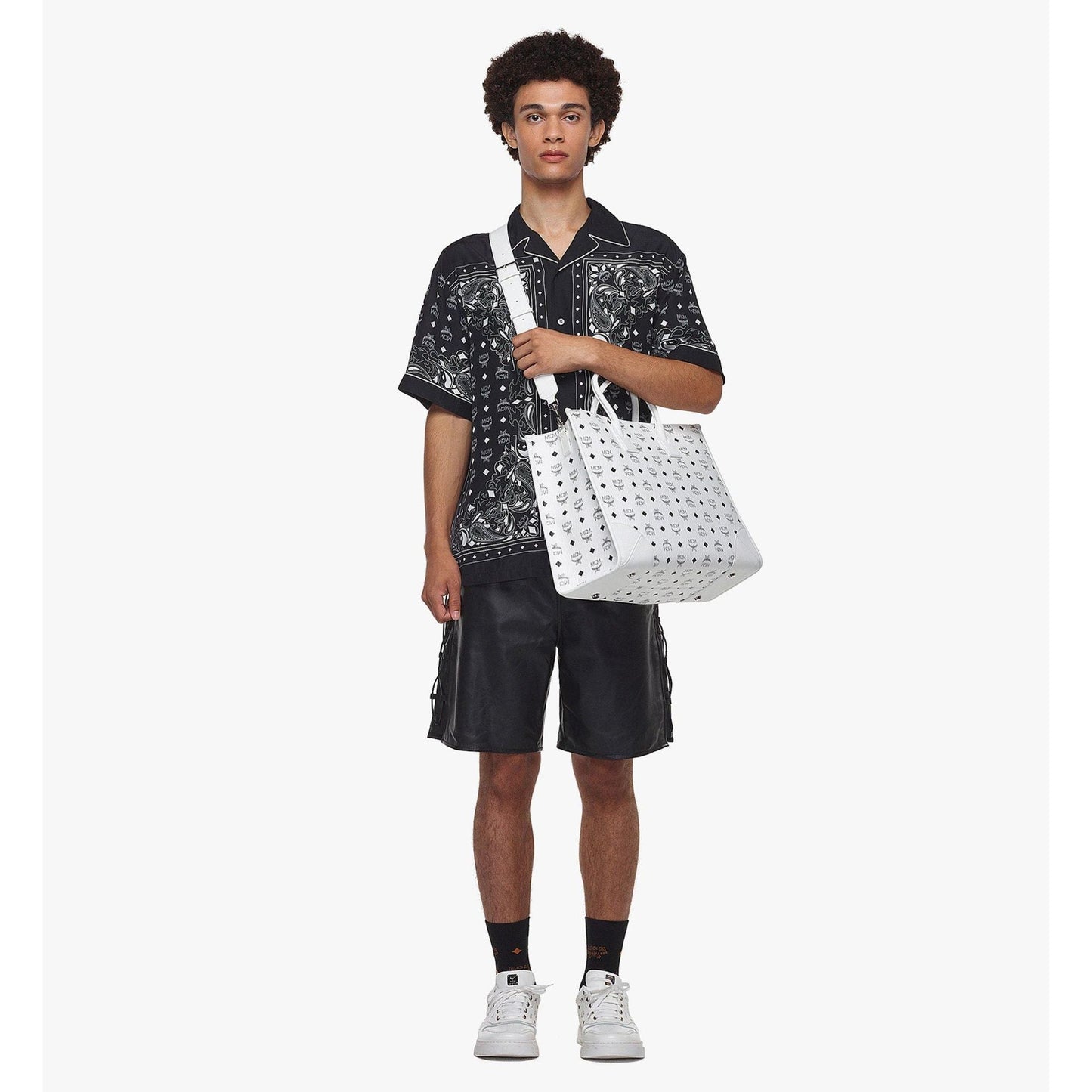 StrapStory - Tote Bag 2192
