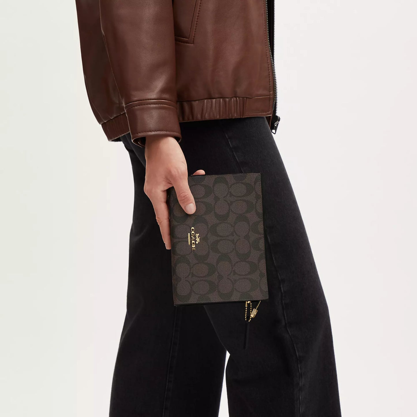 StrapStory - Crossbody 102