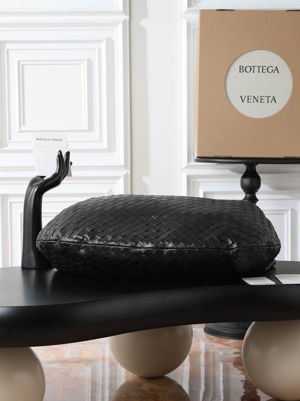 BTVA-Bags - Strap Story - 400