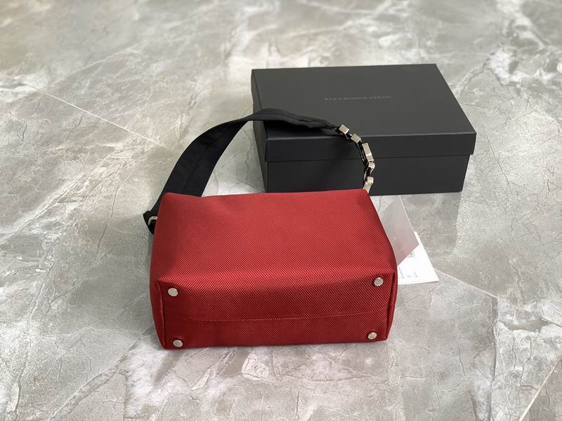 AXWG-Bag - Strap Story - 005