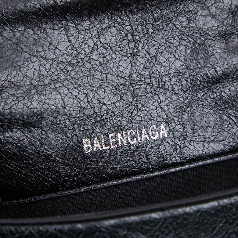 BLGA-Bags - Strap Story - 737