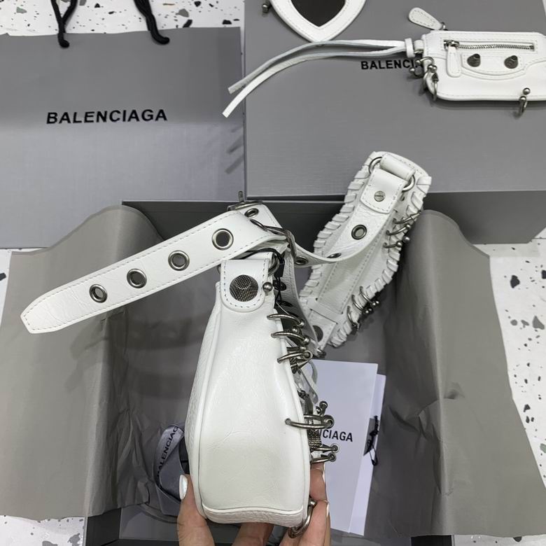BLGA-Bags - Strap Story - 553