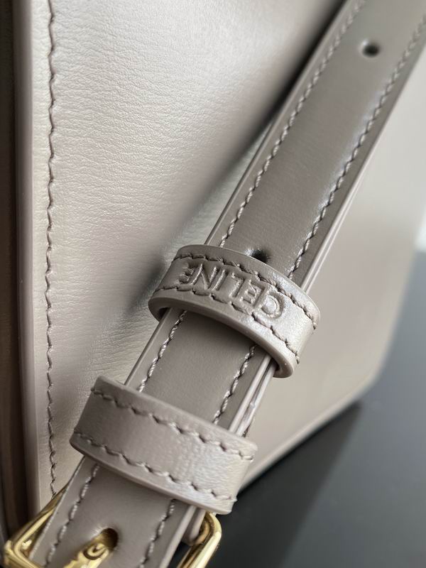 CLNE-Bags - Strap Story - 570