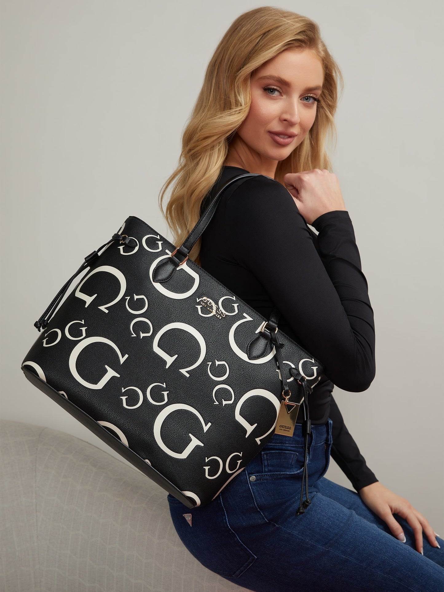 StrapStory - Tote Bag 203