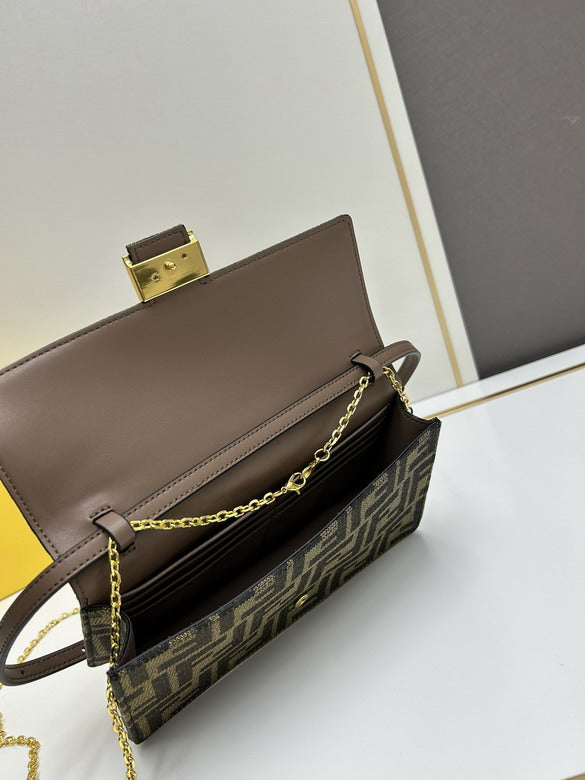 FDNI-Bags - Strap Story - 058