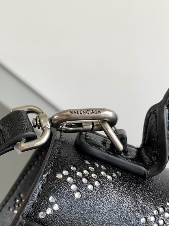 BLGA-Bags - Strap Story - 460