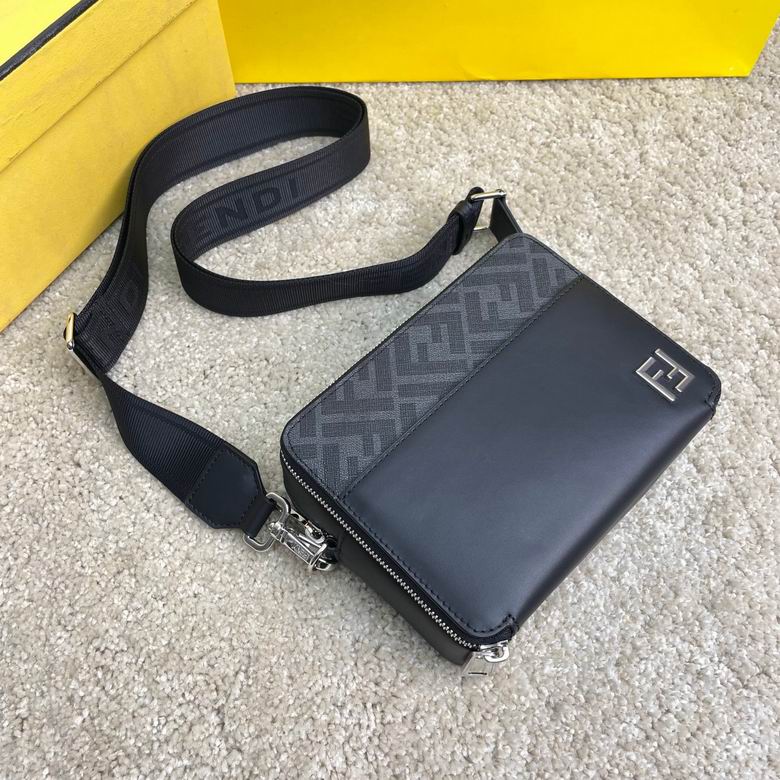 FDNI-Bags - Strap Story - 070