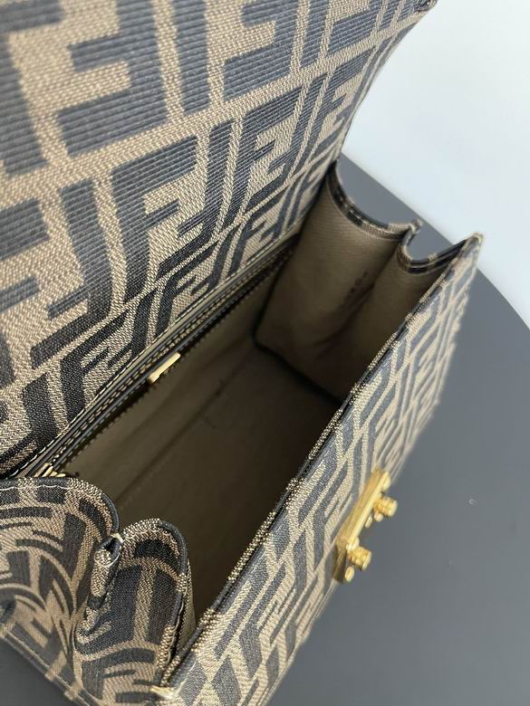 FDNI-Bags - Strap Story - 022