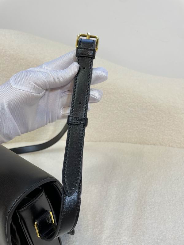 CLNE-Bags - Strap Story - 771