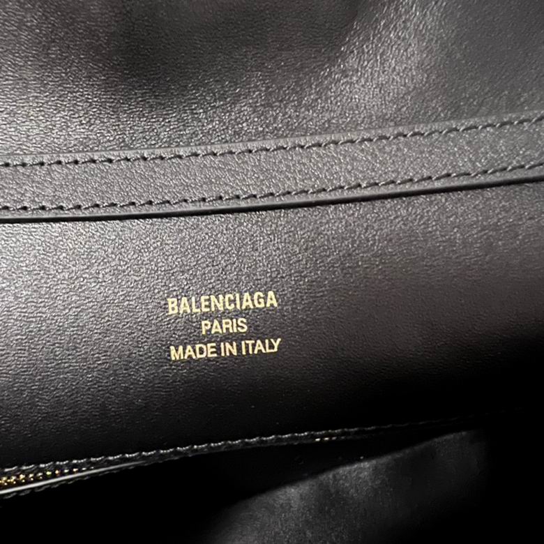 BLGA-Bags - Strap Story - 581