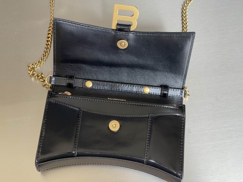 BLGA-Bags - Strap Story - 098