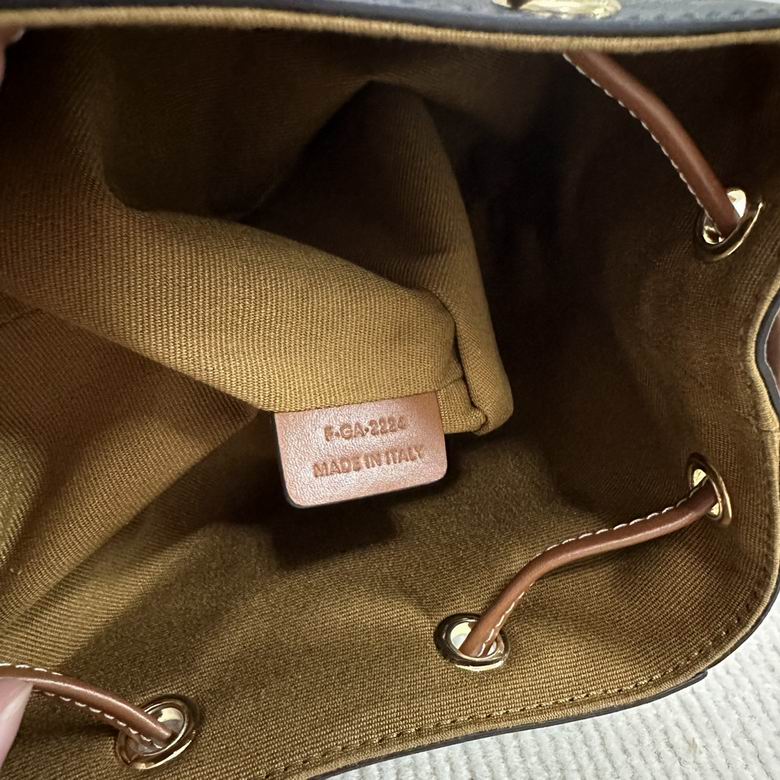 CLNE-Bags - Strap Story - 457