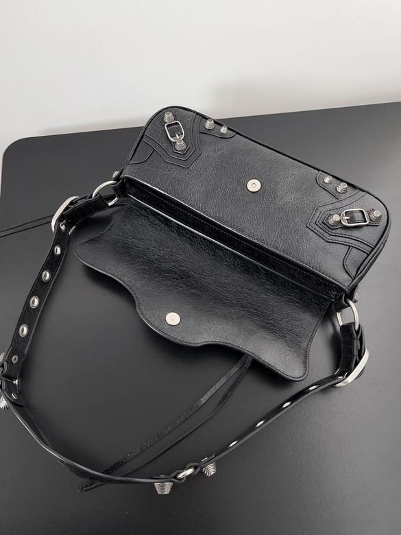 BLGA-Bags - Strap Story - 365