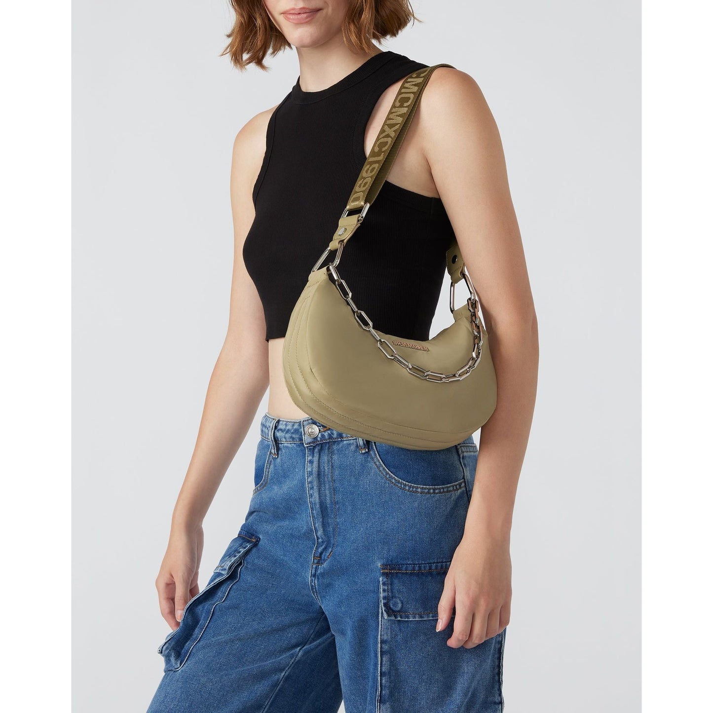 StrapStory - Crossbody 950