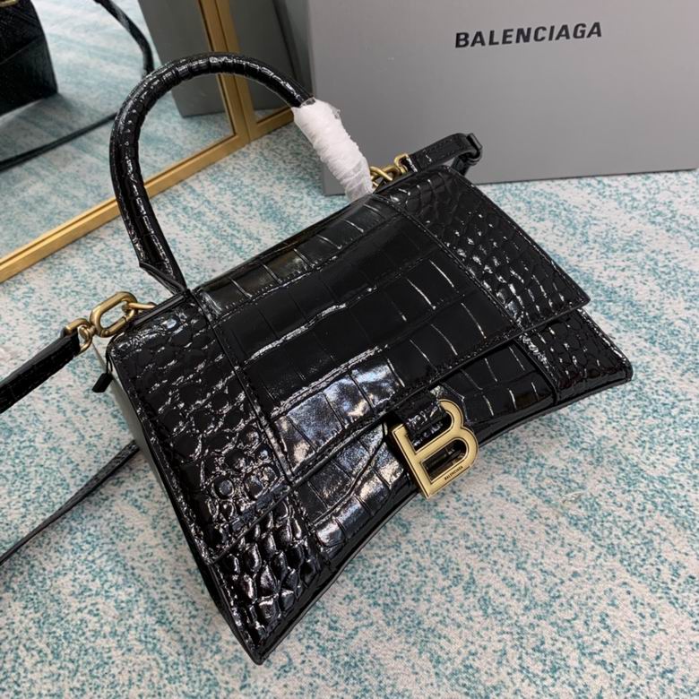 BLGA-Bags - Strap Story - 099