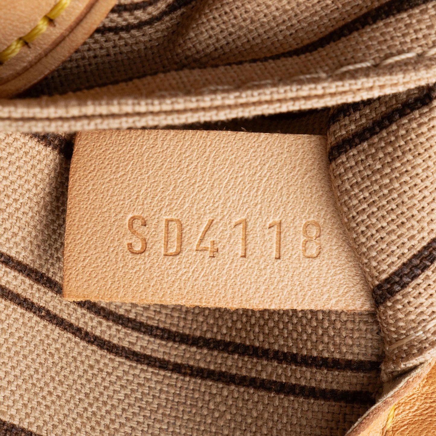 StrapStory - Tote Bag 2275
