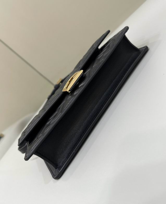 FDNI-Bags - Strap Story - 180
